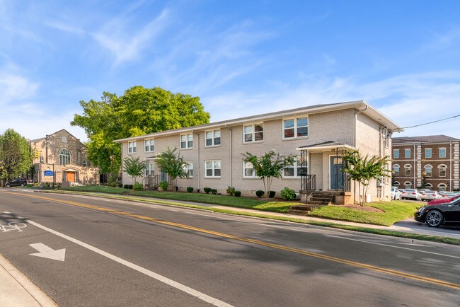 Photo - Mills Midtown closed