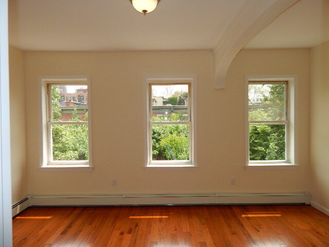 Building Photo - 230 5th St Unit #2 Rental