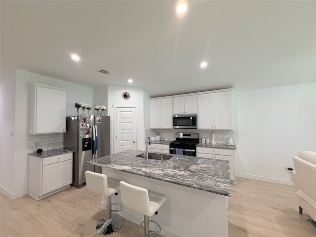 Photo - 4986 Edgewood Dr