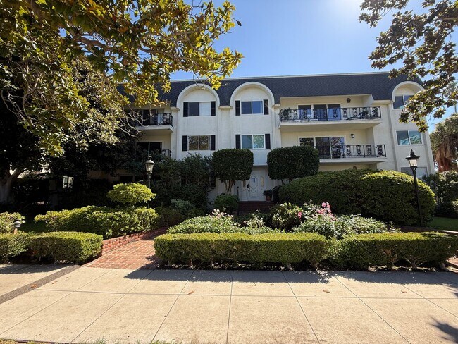 Building Photo - Welcome to 404 San Vicente — Prime Santa M...