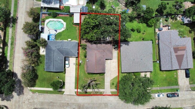 Building Photo - 1307 Glen Echo Dr