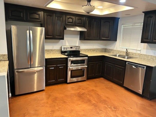 Building Photo - 30326 Avenida Del Yermo