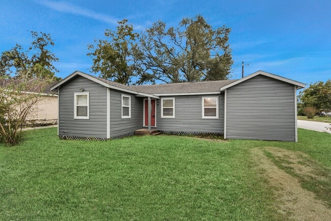 Photo - 6817 Anderson St