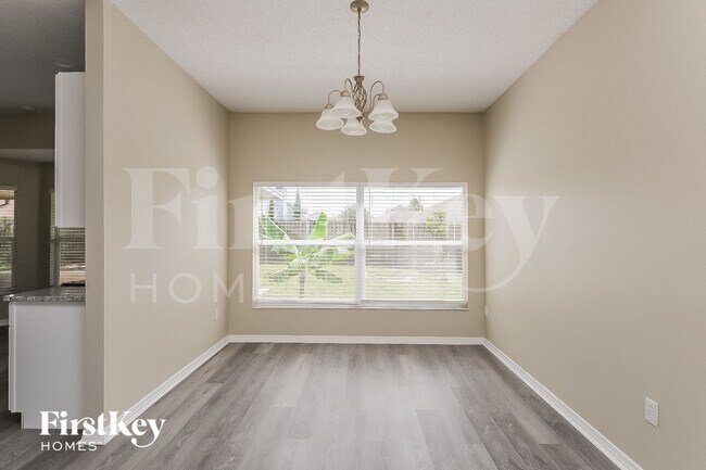 1204 Franford Dr