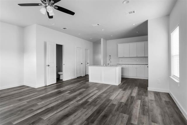 Photo - 422 N Elliott Ave House