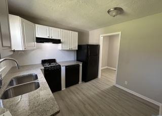Photo - 1006 Lee Dr NW
