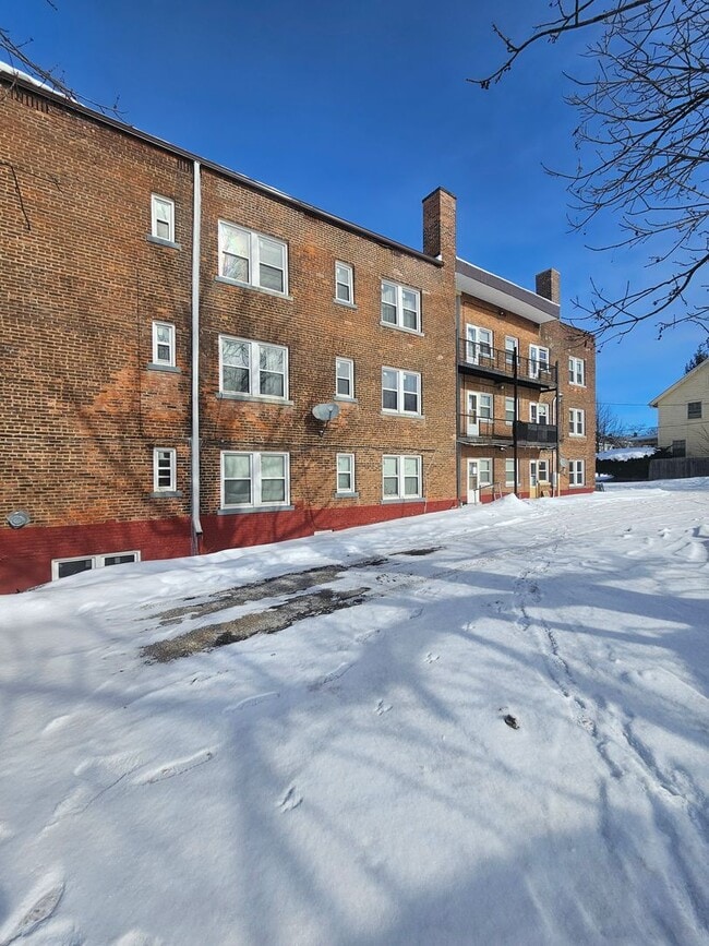 Photo - 1933 Lee Rd Unit 1933 Lee Rd  8