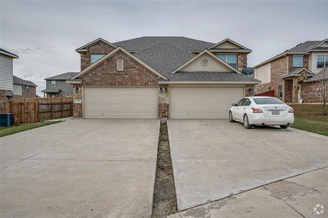 Building Photo - 5007 Sanger Cir Dr Rental