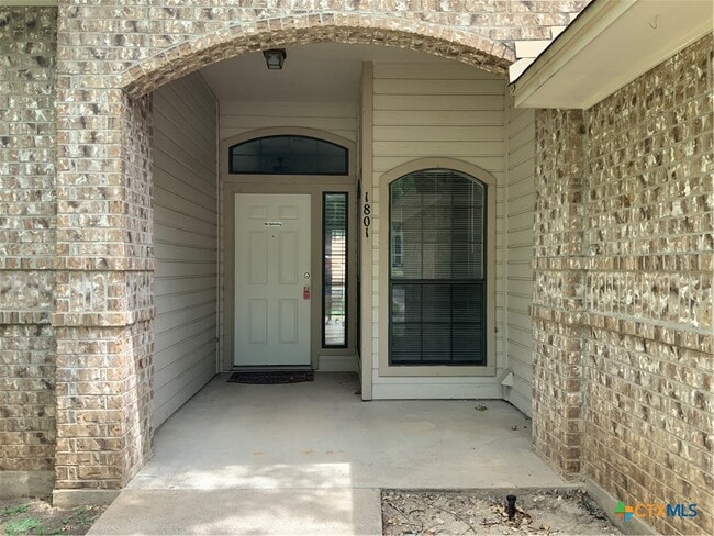 Building Photo - 1801 Thomas Ct Rental