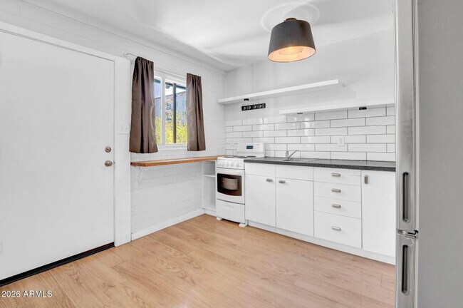 821 North 3rd St Unit 4