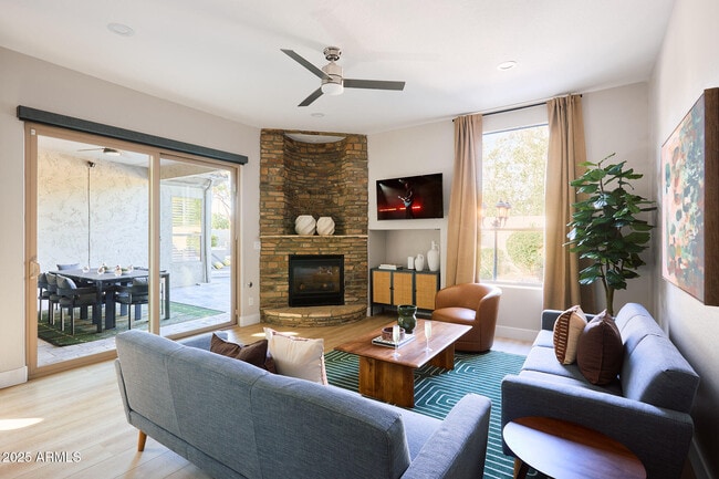 Photo - 3202 E Orange Dr