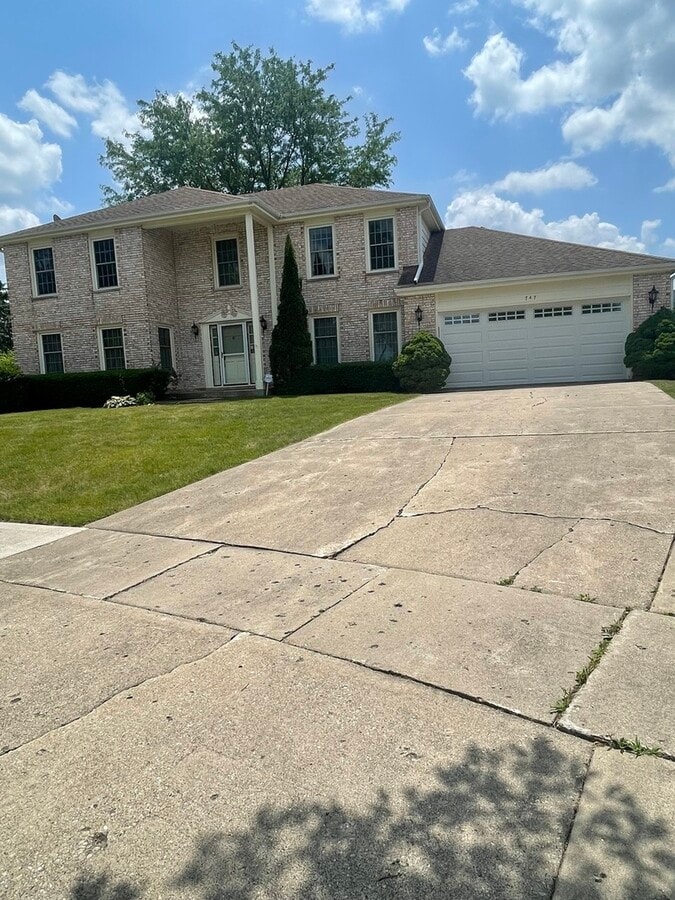 Photo - 747 S Carriageway Ln House