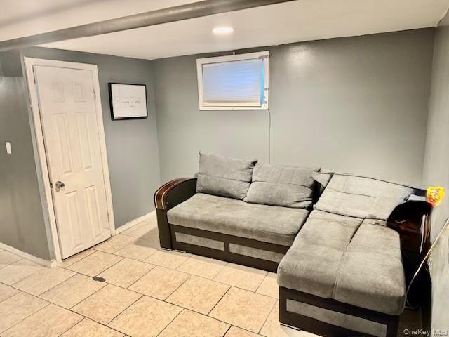 Photo - 113-17 209th St