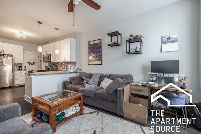 Photo - 1433 N Cleaver St Unit 2F