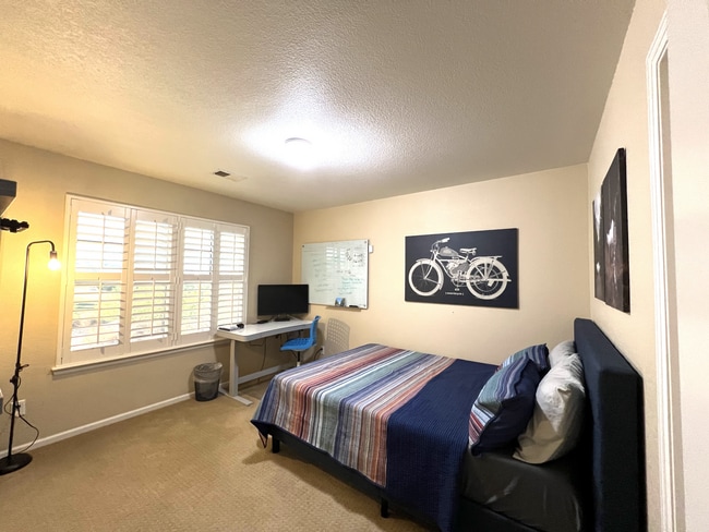 Photo - 12216 S Great Plain Way