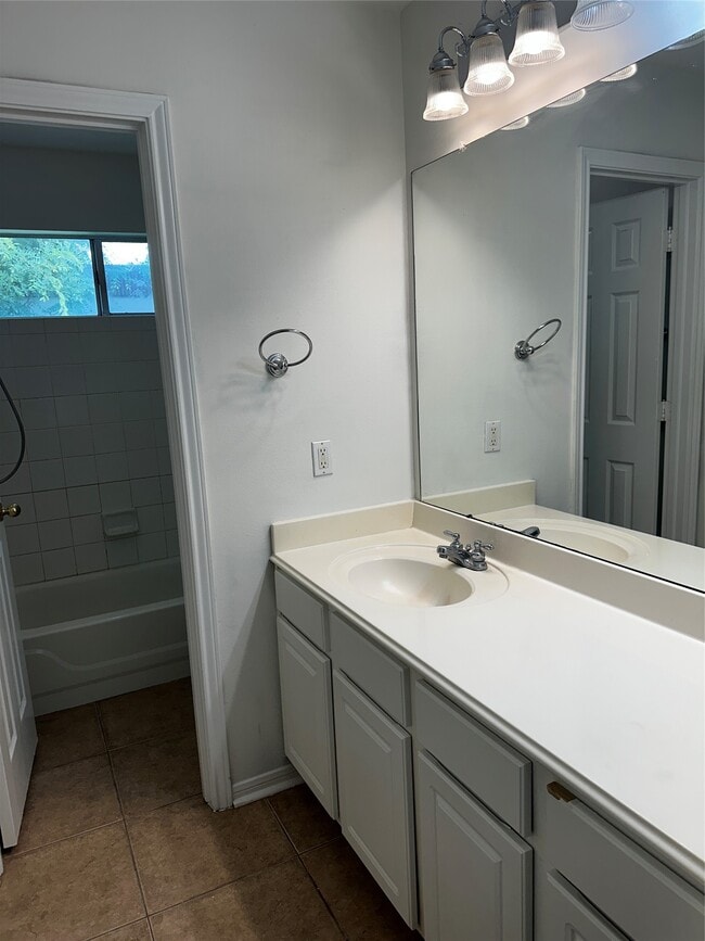 Photo - 15303 Marden Ct