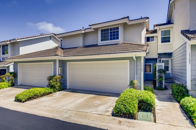 Gorgeous Townhome in the Del Mar Heights C... - Gorgeous Townhome in the Del Mar Heights C...