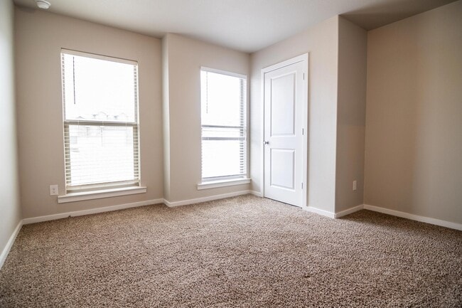 Photo - 1626 133rd St Unit B