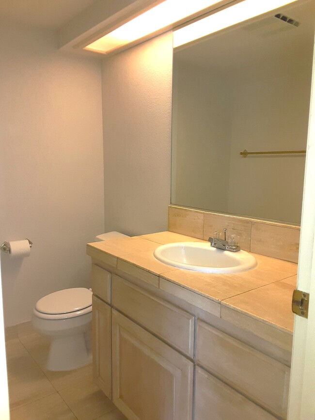 Photo - 30 Palm Ave Townhome