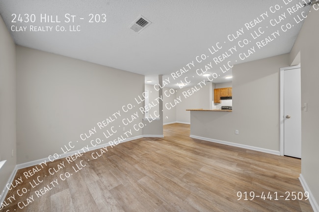 2430 Hill St Unidad 203