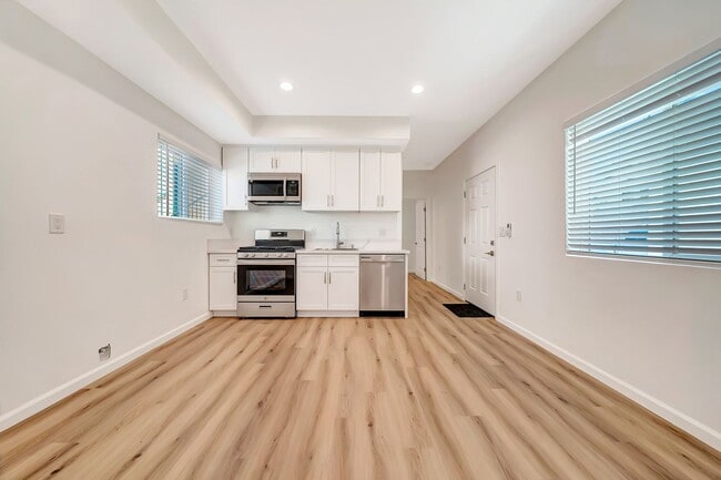 Photo - 14527 Hartland-11 Unit 11