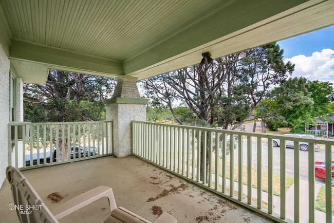 Photo - 642 Beech St Unit 3