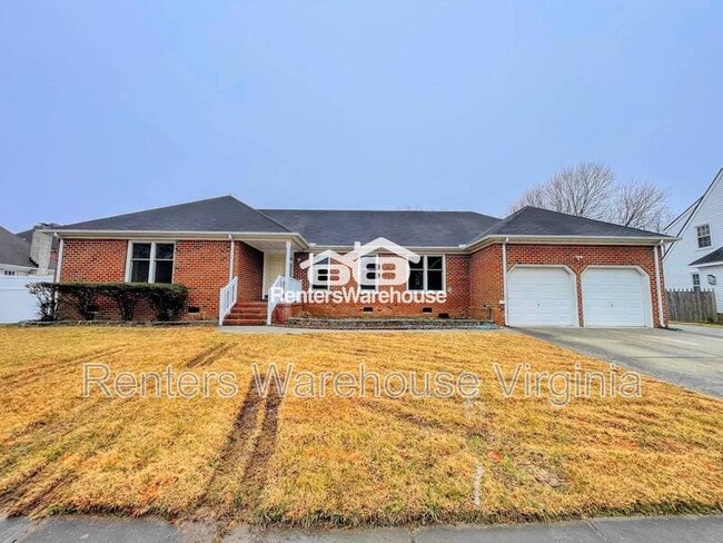 Building Photo - 352 Peace Haven Dr