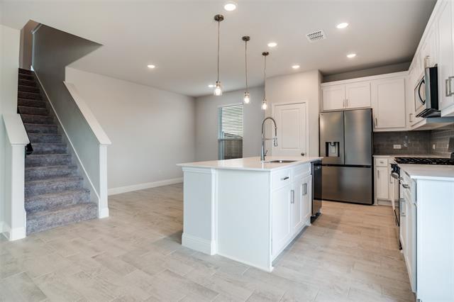 Photo - 810 Sicily Blvd