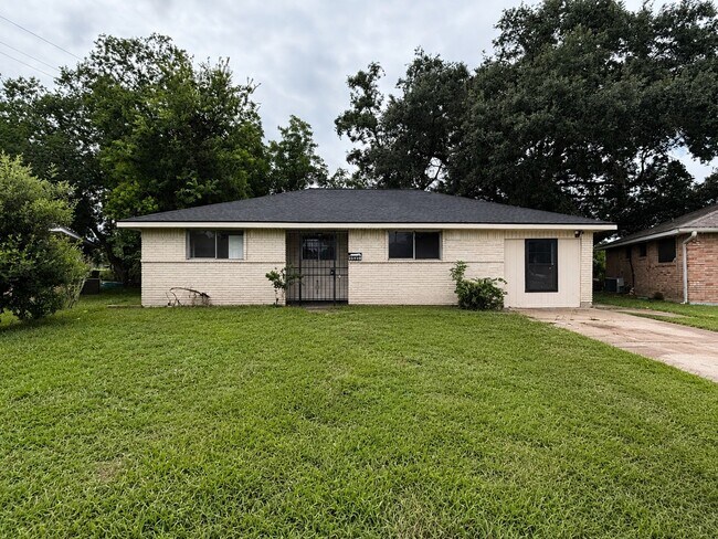 Photo - 14531 Essendine Ln