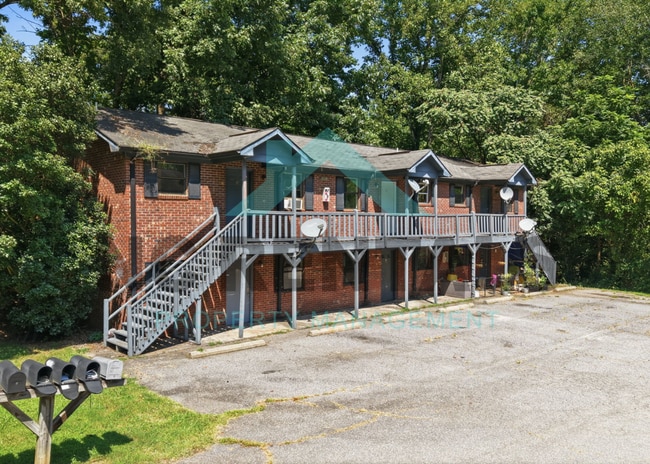Photo - 2401 Markwood Ln SE Unit E
