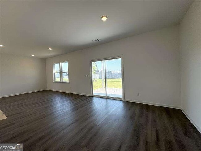 Photo - 220 Hickory Rdg Trl