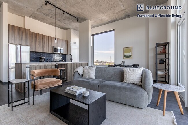 150 N Ashland Ave Unit SI FL5-ID1064