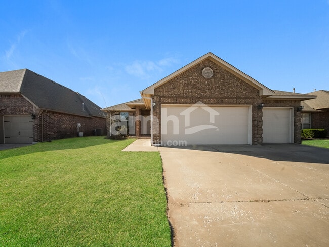 Building Photo - 8112 NW 159th St