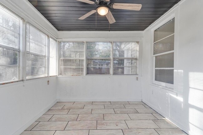 Photo - 1613 Hernando Dr