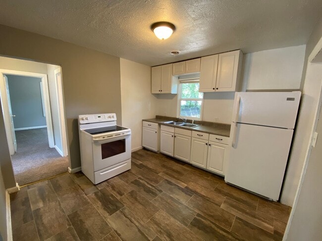 Photo - 1413 E Locust St