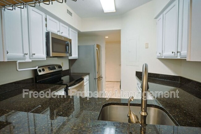 Photo - 2400 Clarendon Blvd Unit 205