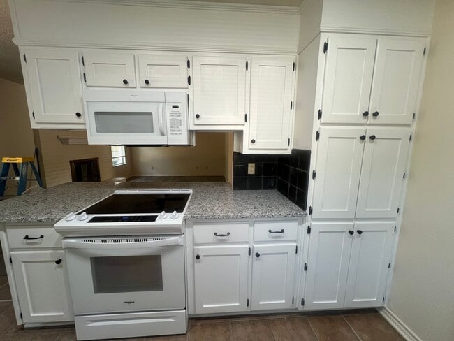 721 Cheyenne Trail