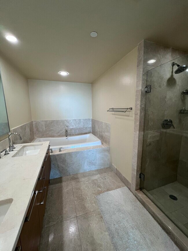 Photo - 17001 Collins Ave Unit 1806
