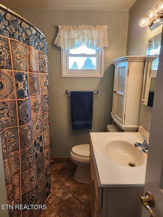 Photo - 507 Tipton Ave