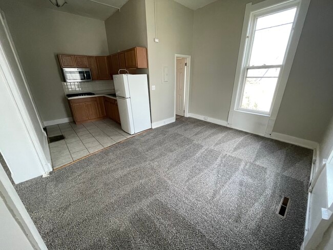 Habitación - 214 Perrin Ave