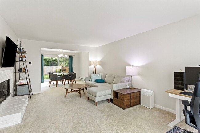 Photo - Lake Forest Park Duplex 2 bed/1.5 Bath