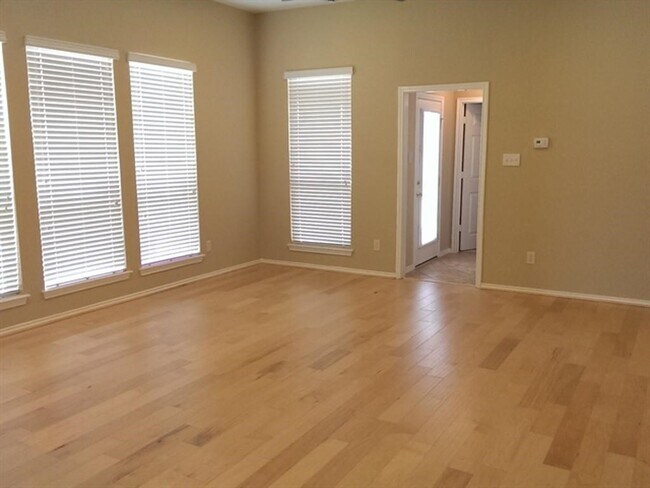 Photo - 18914 Roseworth Ct