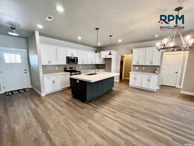 Photo - Charming 3-Bedroom Haven with 2 Baths and ...