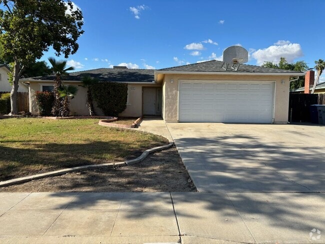 Building Photo - $2,250 Ashlan & Fowler, 3 Bedroom - Griffi... Rental