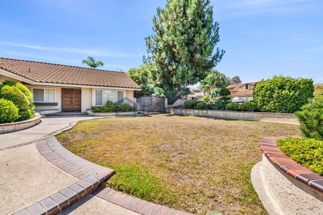 Photo - 904 Sky Meadow Pl