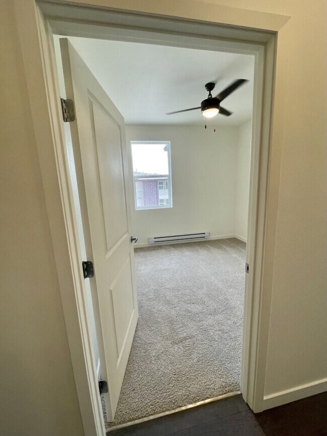 Range View Apartments Aurora, CO