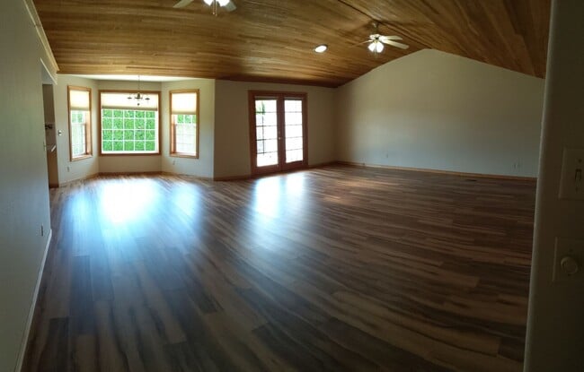 Photo - Best 2 Bedroom - 2 Bath Duplex Unit On The Market