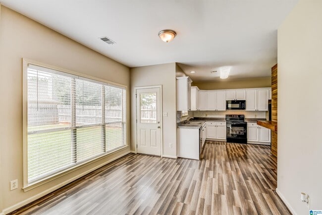 Photo - 2212 Rushton Ln