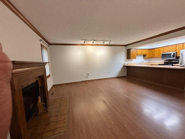 Photo - 996 Neil Ave