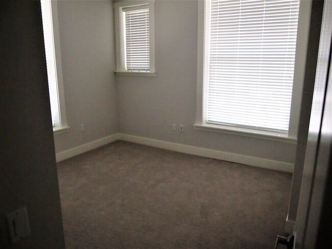 Photo - 55 N Water St Unit Apt 1